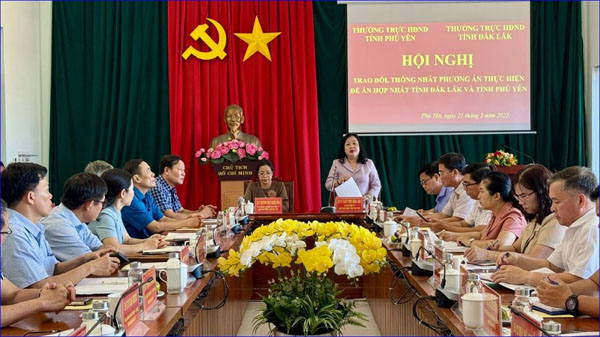 Thường trực HĐND tỉnh Phú Yên và tỉnh Đắk Lắk trao đổi, thống nhất một số nội dung thuộc thẩm quyền