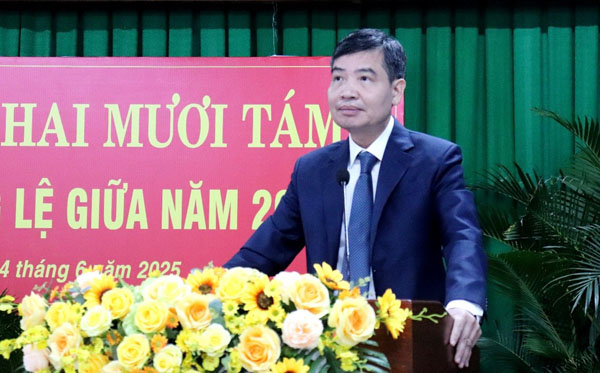 Lãnh đạo UBND tỉnh quan tâm, chỉ đạo sâu, sát những vấn đề được đại biểu, cử tri quan tâm tại Kỳ họp thứ 28